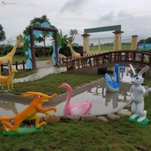 Tượng thú trong vườn